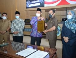 DPRD Lamongan Setujui Raperda Pertanggungjawaban Pelaksanaan APBD 2020 Secara Aklamasi