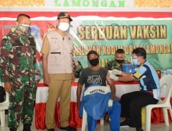 Kodim Lamongan Gelar Vaksinasi Massal Saat PPKM Darurat Masih Berjalan