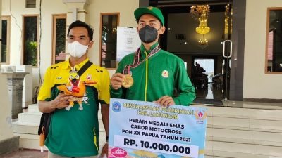 Calon Dokter Cetak Sejarah, Raih Emas Pertama bagi Jatim di Cabor Motocross