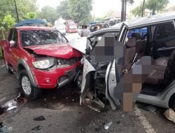 Kecelakaan Libatkan Minibus Akibatkan Warga Lamongan Meninggal Dunia