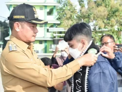 “Memayu Raharjaning Praja”, 1.159 Mahasiswa Peserta KKN Unisla Diberangkatkan