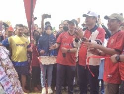 Festival Gunungan 1001 Wingko, Antusiasme Warga Babat Rebut Wingko Babat
