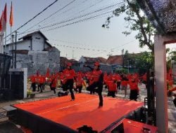 Senam Sicita, Wiwik : Iramanya Lagu Kebangsaan dan Daerah