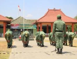 HUT ke-78 TNI, Tim Linmas dan Pelajar Lamongan Unjuk Gigi di Makodim Lamongan