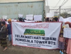 Ancaman Bahaya, Warga Bandung Demo Tuntut Tower BTS di Lamongan Diturunkan