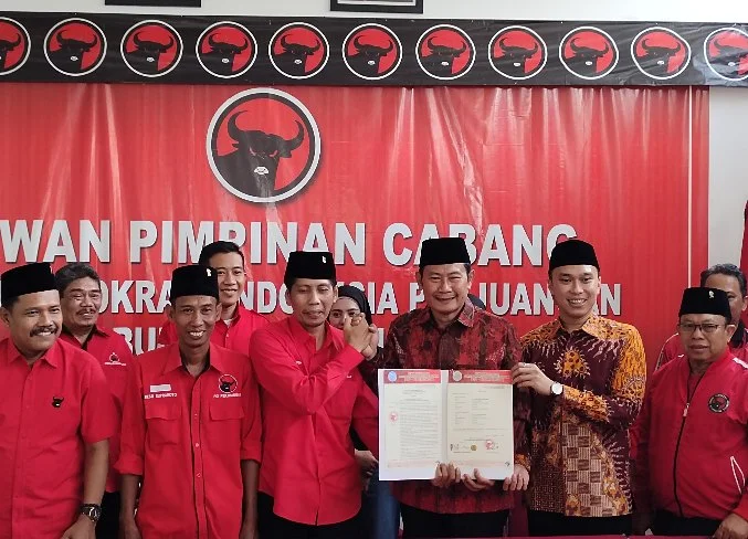 Ditunjuk PDI Perjuangan, Pak Yes Pastikan Daftar ke KPU Lamongan dengan Dirham