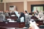 PU Fraksi Tak Dibacakan, Ketua Fraksi PDI Perjuangan Walkout: DPRD Lamongan Digeser Jadi Ruang Stempel Eksekutif ?