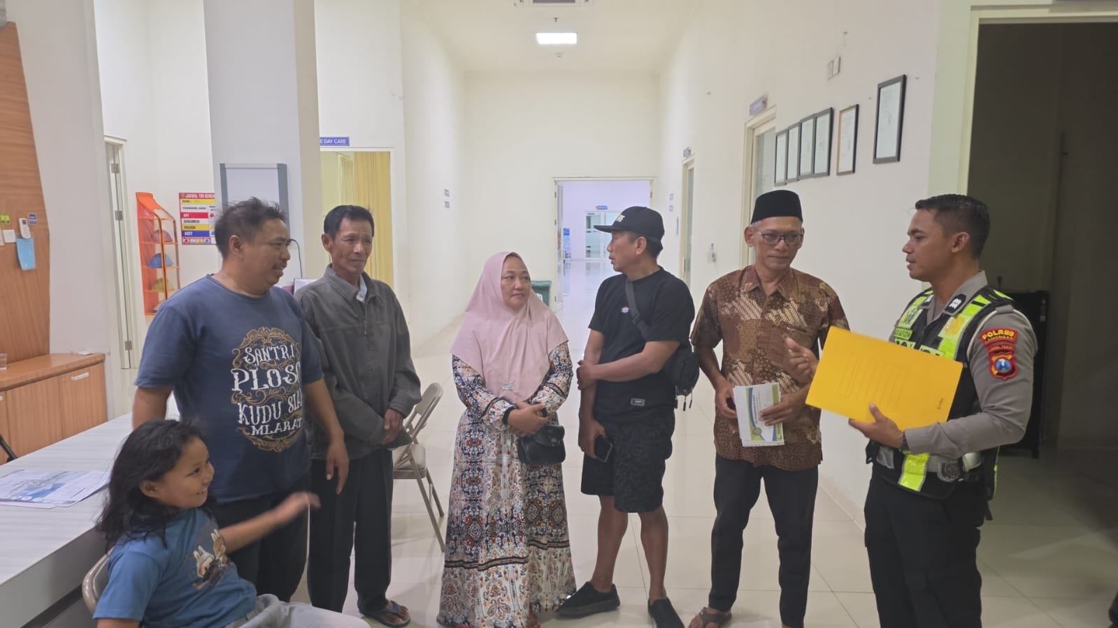Polisi Lamongan mengungkap identitas perempuan korban kecelakaan di Karanggeneng (Foto: Humas Polres for Redaksi)